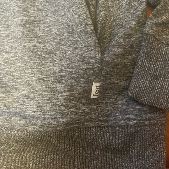 Feat brand blanket blend Move hoodie. Joggers also available. - Picture 2 of 7